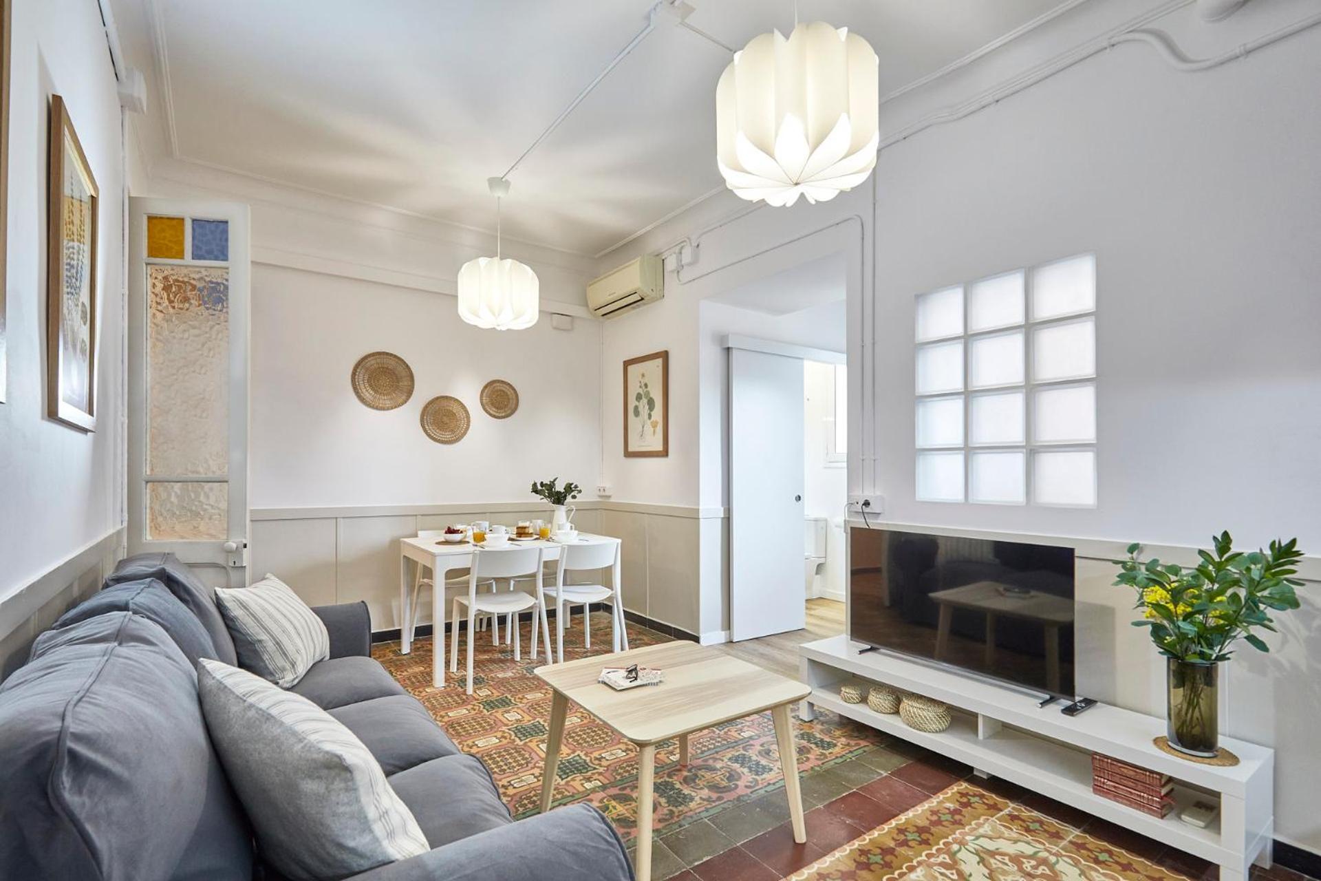Bbarcelona Sagrada Familia Garden Apartment Luaran gambar