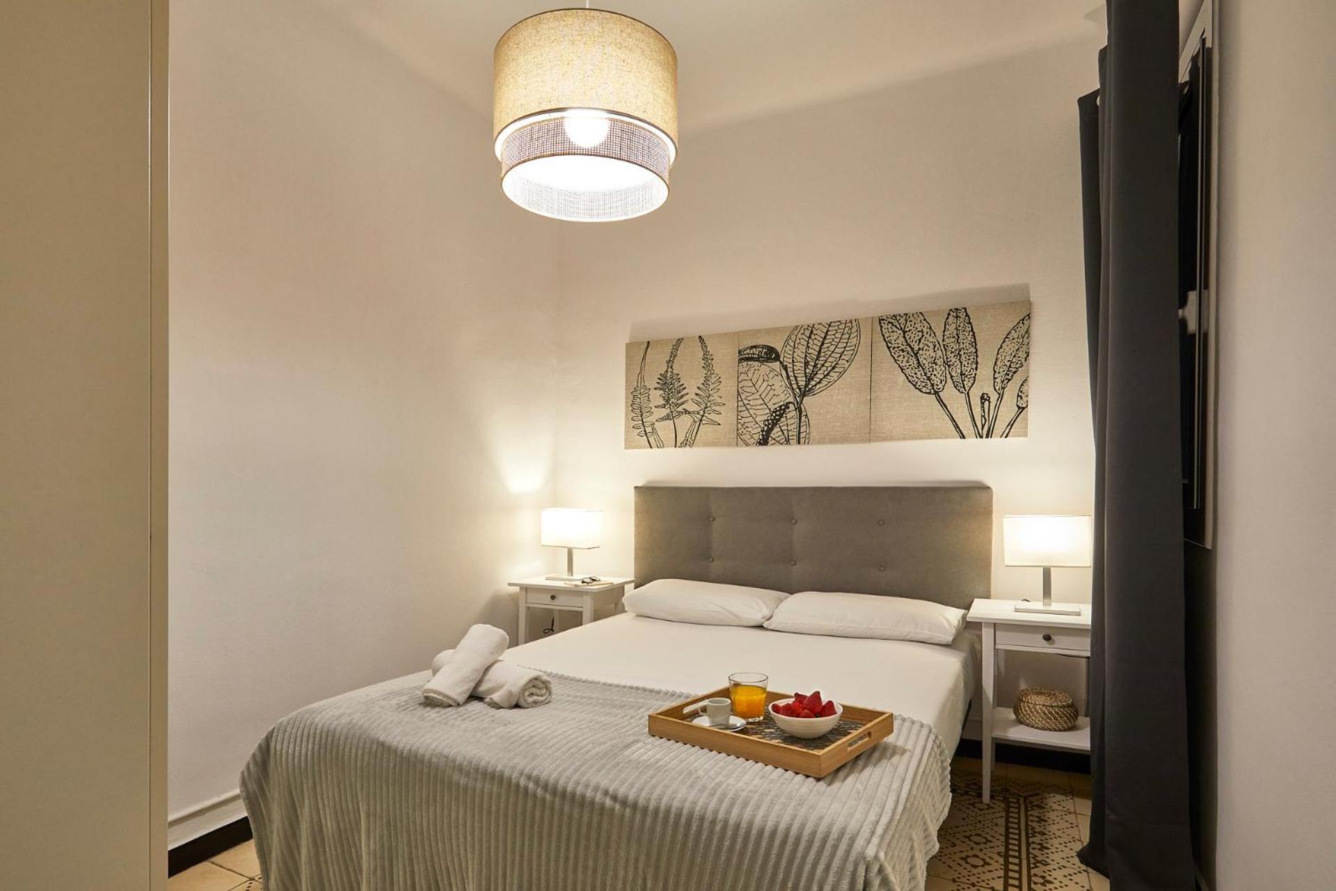 Bbarcelona Sagrada Familia Garden Apartment Luaran gambar